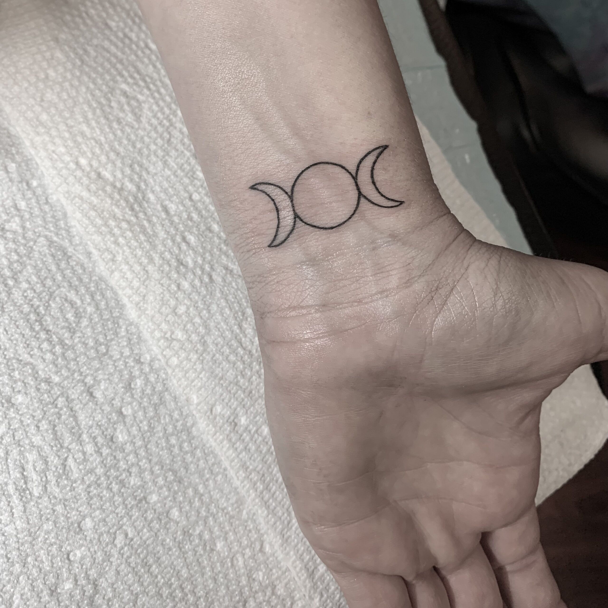 Small Tattoo Ideas \u0026 Designs for Every Personality, image size:2560x2560